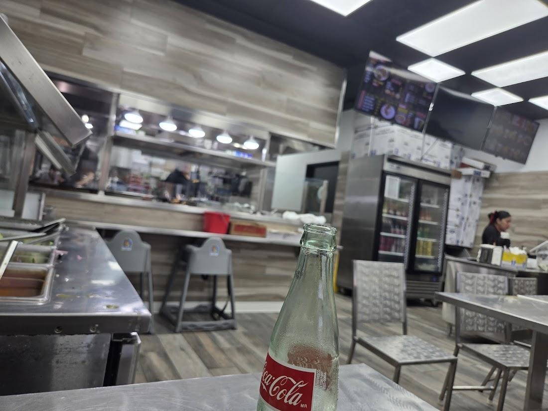 Birrieria y Taqueria Los Gueros #4